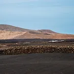 Casa Volcan De Caldera Blanca Ferienhaus